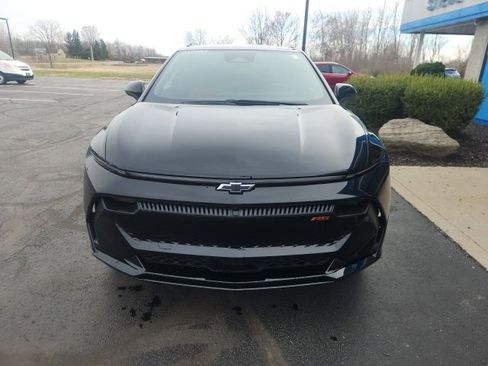 New 2025 Chevrolet Equinox EV RS image 2