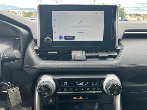 Used 2025 Toyota RAV4 LE AWD/4WD image 21
