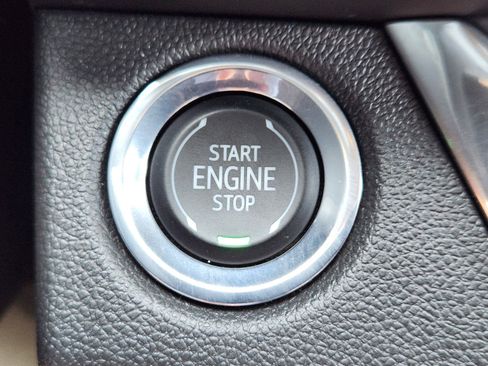 Used 2024 Buick Envista Preferred w/ Convenience I Package image 17