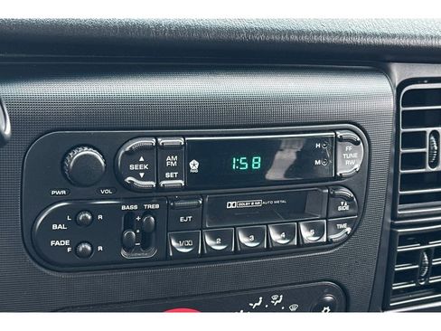 Used 2001 Dodge Dakota 2WD Club Cab image 17