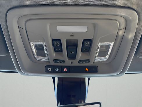 Used 2022 GMC Sierra 1500 Denali w/ Denali Reserve Package image 36