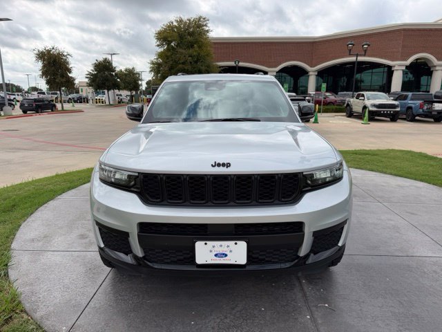 Used 2021 Jeep Grand Cherokee L Laredo AWD/4WD image 2
