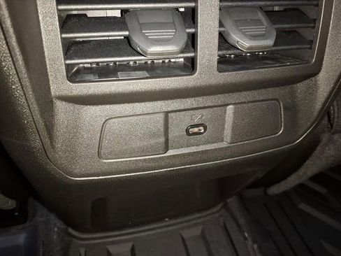 New 2026 GMC Canyon Elevation AWD/4WD image 11