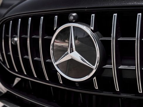 Used 2025 Mercedes-Benz AMG GT 63 image 8