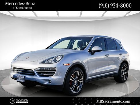 Used 2011 Porsche Cayenne S image 1