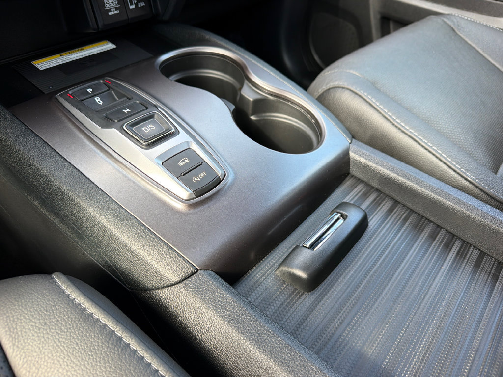 Used 2023 Honda Passport EX-L image 32