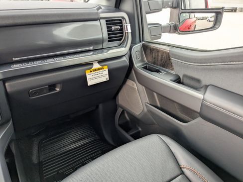 New 2025 Ford F350 Lariat image 13