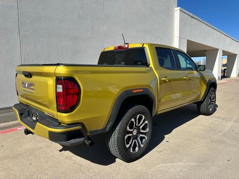 Used 2023 GMC Canyon AT4 image 9