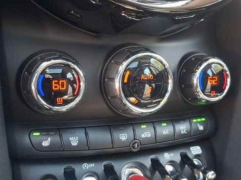 Used 2023 MINI Cooper S FWD image 17