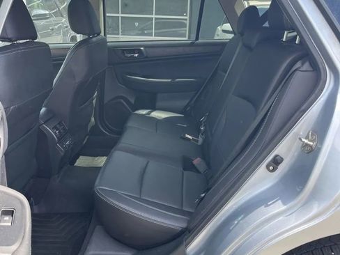 Used 2018 Subaru Outback 2.5i Limited AWD/4WD image 22