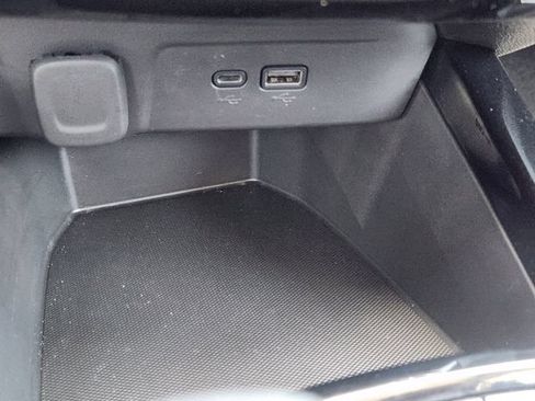 Used 2024 Chevrolet Trax LT FWD image 20