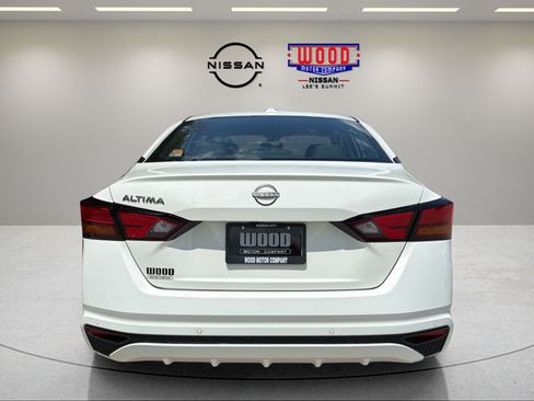 Certified 2025 Nissan Altima 2.5 S FWD image 3