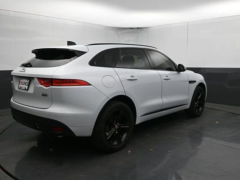 Used 2020 Jaguar F-PACE Checkered Flag image 12