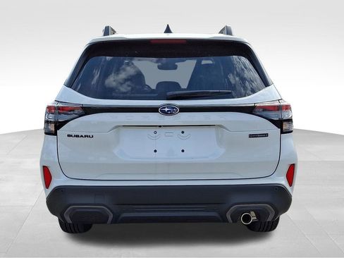 Certified 2025 Subaru Forester Limited image 5