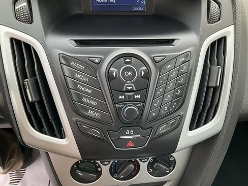 Used 2014 Ford Focus SE FWD image 33