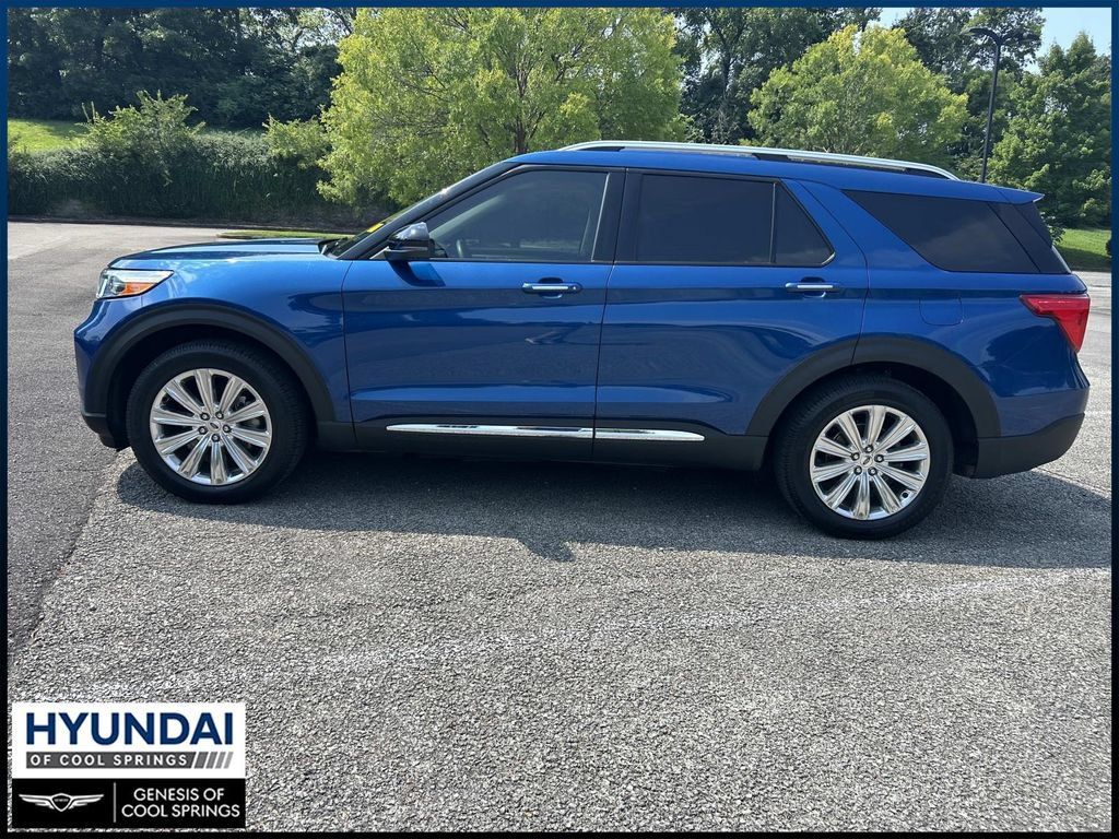 Used 2022 Ford Explorer Limited w/ Equipment Group 301A RWD image 4