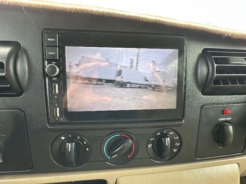 Used 2005 Ford F350 XL image 16