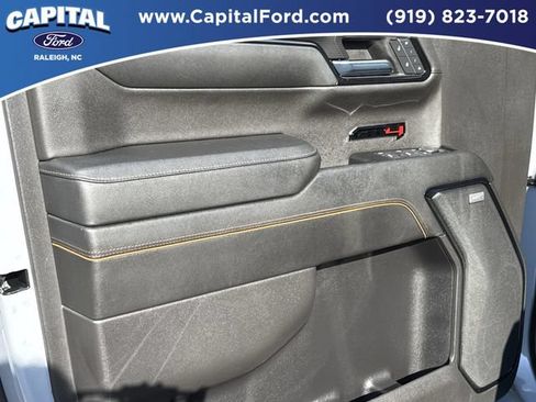 Used 2024 GMC Sierra 1500 AT4 w/ Technology Package AWD/4WD image 20