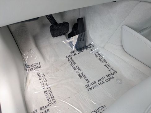 New 2026 Mercedes-Benz EQE 320 4MATIC SUV image 17