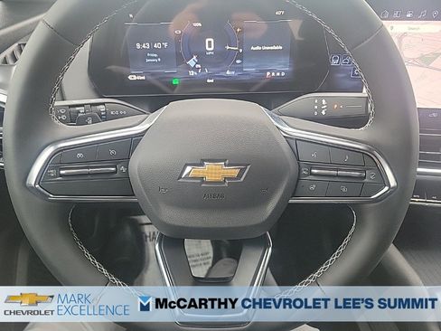 New 2026 Chevrolet Equinox EV LT image 17