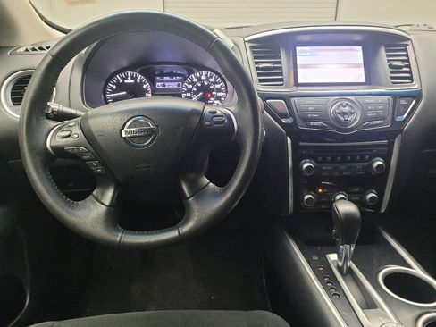 Used 2015 Nissan Pathfinder SV w/ Cargo Package AWD/4WD image 22