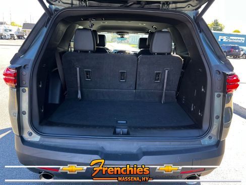 Used 2023 Chevrolet Traverse LT w/ Midnight/Sport Edition AWD/4WD image 5