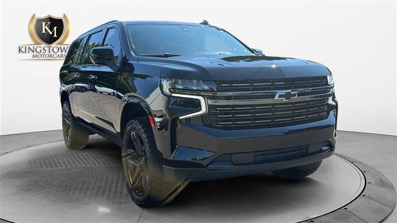 Used 2021 Chevrolet Suburban RST AWD/4WD image 7
