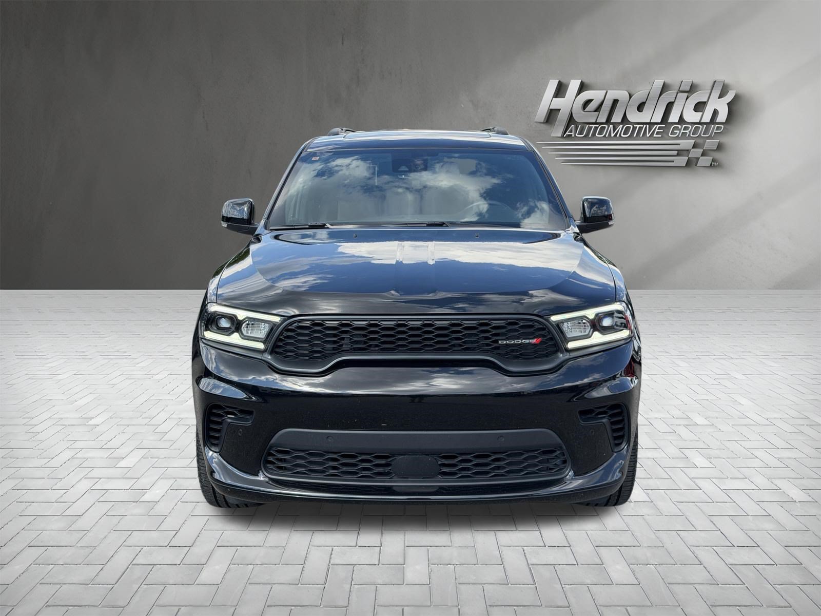 Used 2025 Dodge Durango GT AWD/4WD image 3