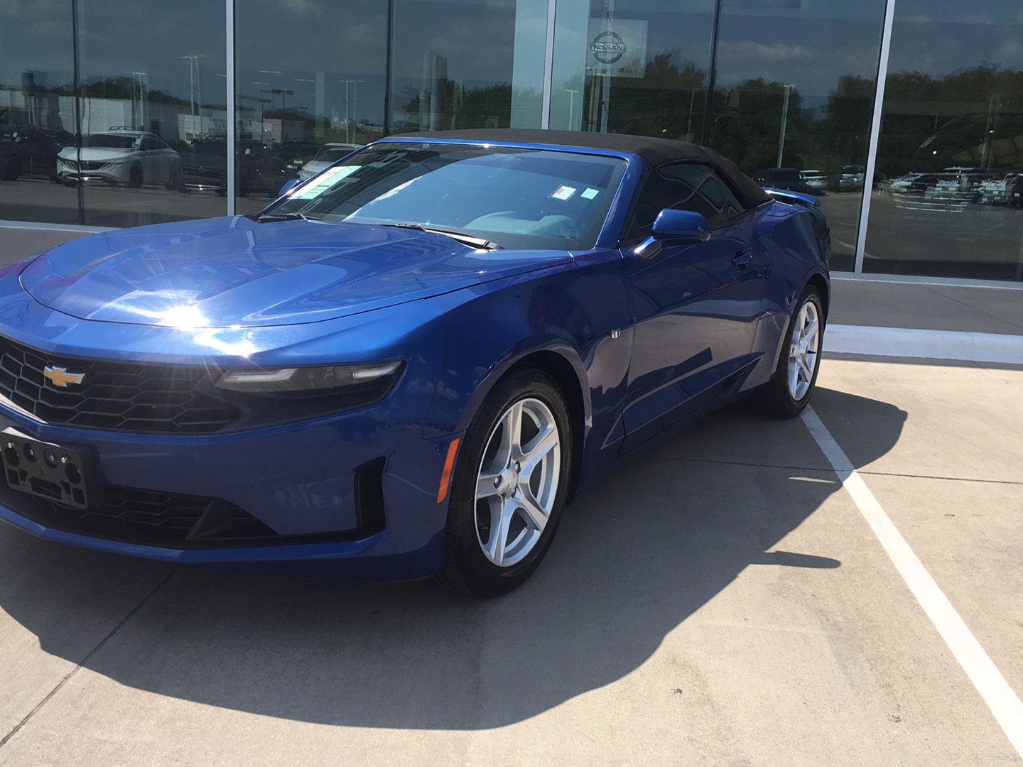 Used 2023 Chevrolet Camaro LT RWD image 2