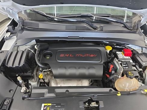 Used 2022 Jeep Compass Latitude image 34