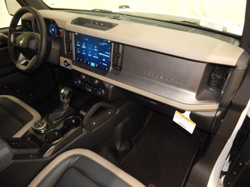 New 2025 Ford Bronco Big Bend w/ Black Diamond Package image 20