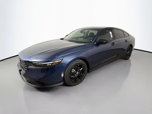 Used 2025 Honda Accord SE image 3