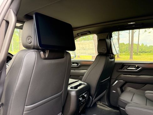 New 2026 GMC Yukon Denali w/ Denali Reserve Package RWD image 28