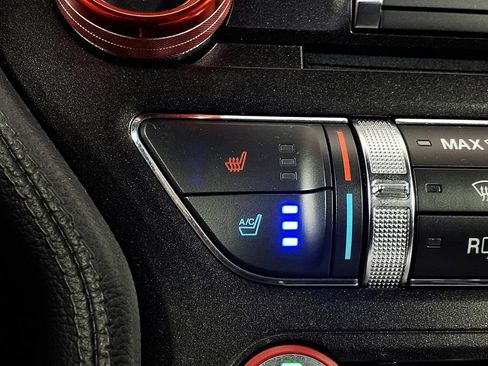 Used 2019 Ford Mustang GT Premium w/ Equipment Group 401A RWD image 17
