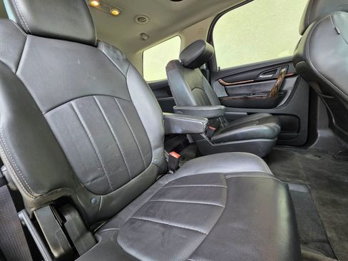 Used 2015 GMC Acadia Denali image 16