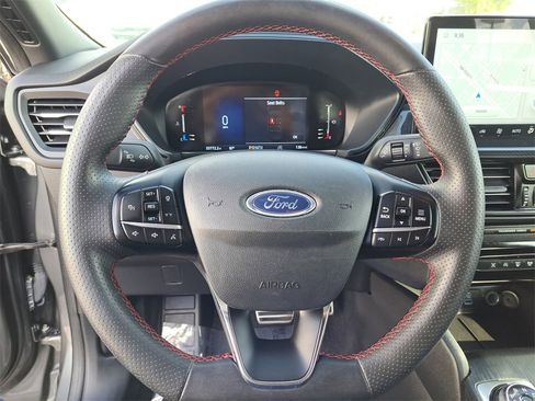 Certified 2023 Ford Escape ST-Line w/ Tech Pack #1 image 15