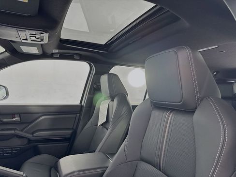 New 2026 Toyota 4Runner Limited image 32