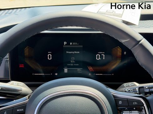 New 2026 Kia Carnival EX FWD image 16