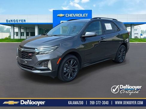 Used 2023 Chevrolet Equinox RS w/ RS Leather Package AWD/4WD image 1