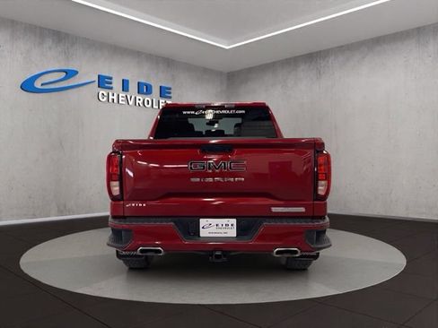 Used 2024 GMC Sierra 1500 Elevation w/ LPO, Elevation Black Package AWD/4WD image 13