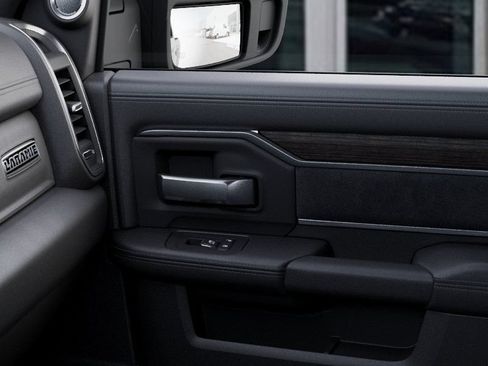 New 2026 RAM 3500 Laramie AWD/4WD image 25