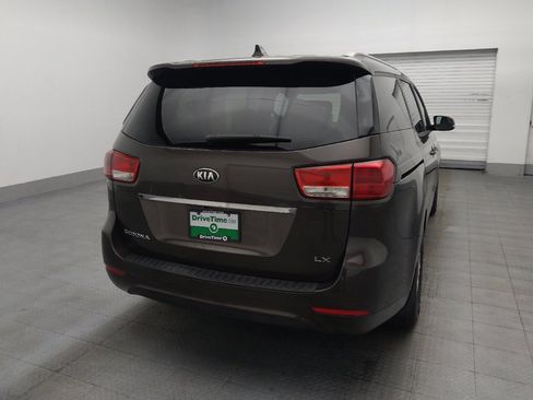 Used 2016 Kia Sedona LX FWD image 7