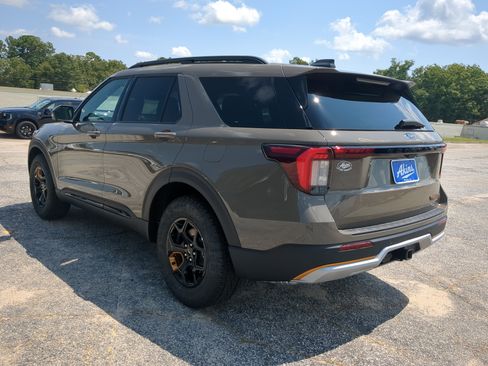New 2026 Ford Explorer Tremor w/ Tremor Convenience Package AWD/4WD image 5
