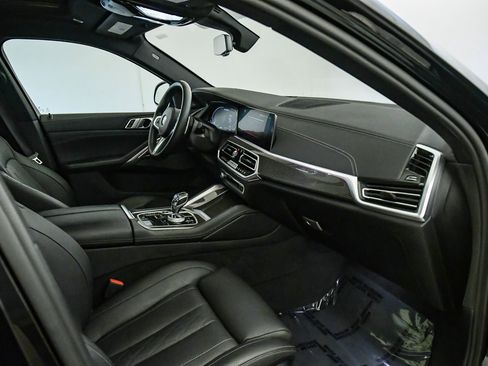 Certified 2023 BMW X6 M50i w/ Executive Package AWD/4WD image 17