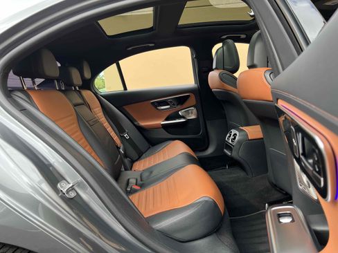 Used 2024 Mercedes-Benz C 300 Sedan image 41