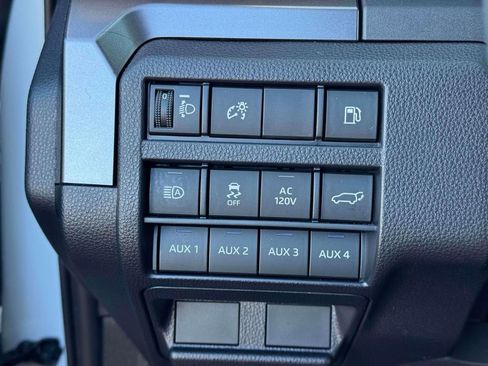 Used 2025 Toyota 4Runner TRD Off-Road Premium image 19