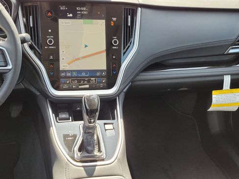 Used 2025 Subaru Outback Touring XT image 11