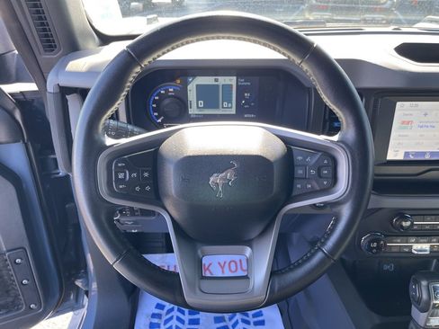 Used 2023 Ford Bronco Black Diamond image 14