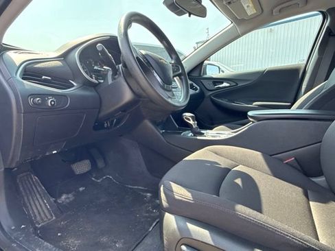 Used 2023 Chevrolet Malibu LT FWD image 12