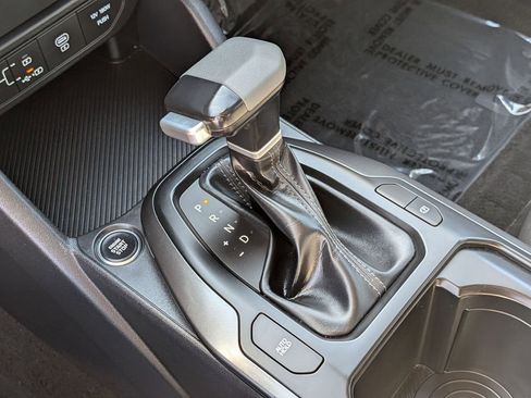 Used 2025 Kia K4 LXS image 20